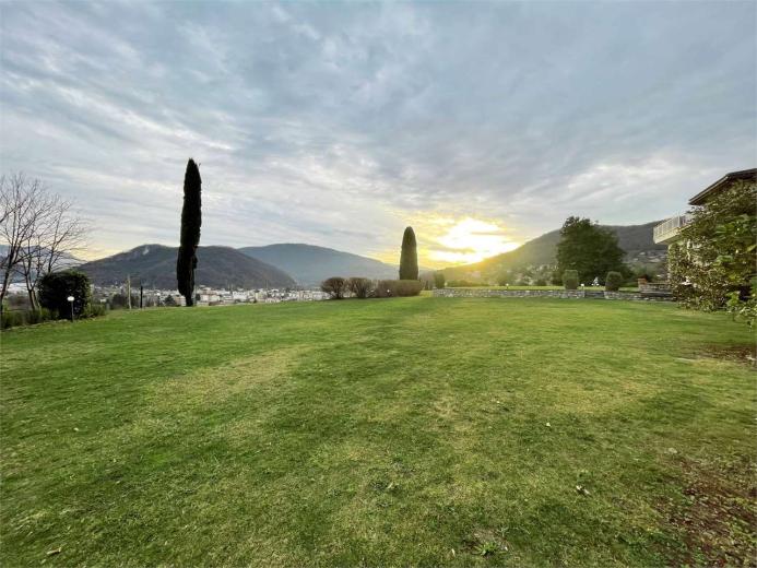 Casa in vendita a Neggio - Villa dominante vista lago nel verde - Smart Propylaia (3)