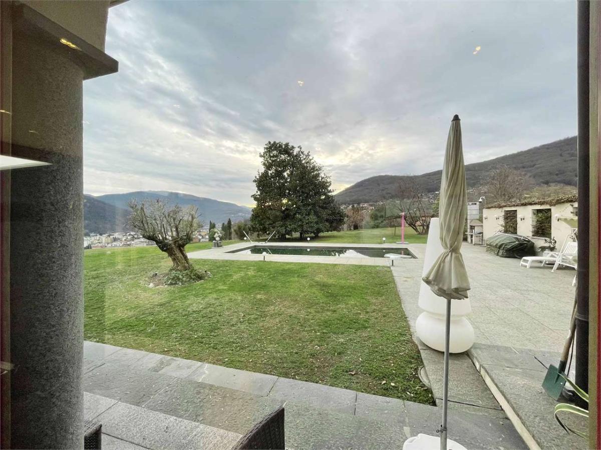 In vendita   Svizzera - 
cChic-immoHub Il vostro portale immobiliare