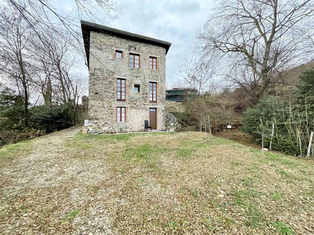 In vendita   Svizzera - 
cChic-immoHub Il vostro portale immobiliare