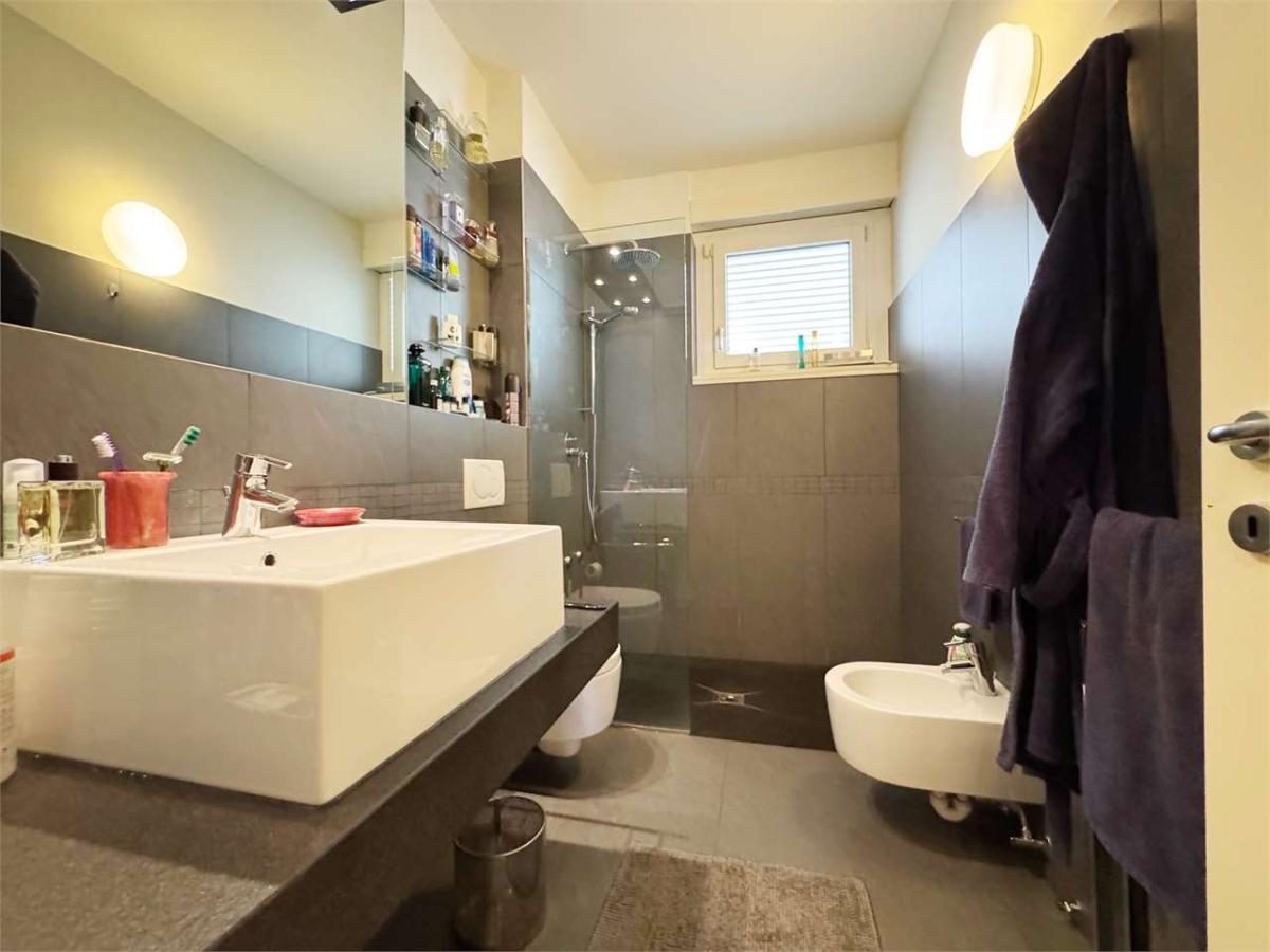 For sale   Switzerland - in partnership with the real estate portal Smart-Propylaia