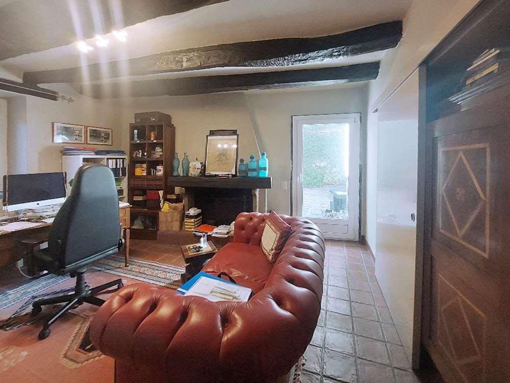 In vendita   Svizzera - 
cChic-immoHub Il vostro portale immobiliare