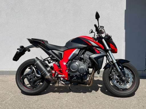Honda CB 1000R for sale - HONDA CB 1000 R, 4500km! - Smart Propylaia (6)
