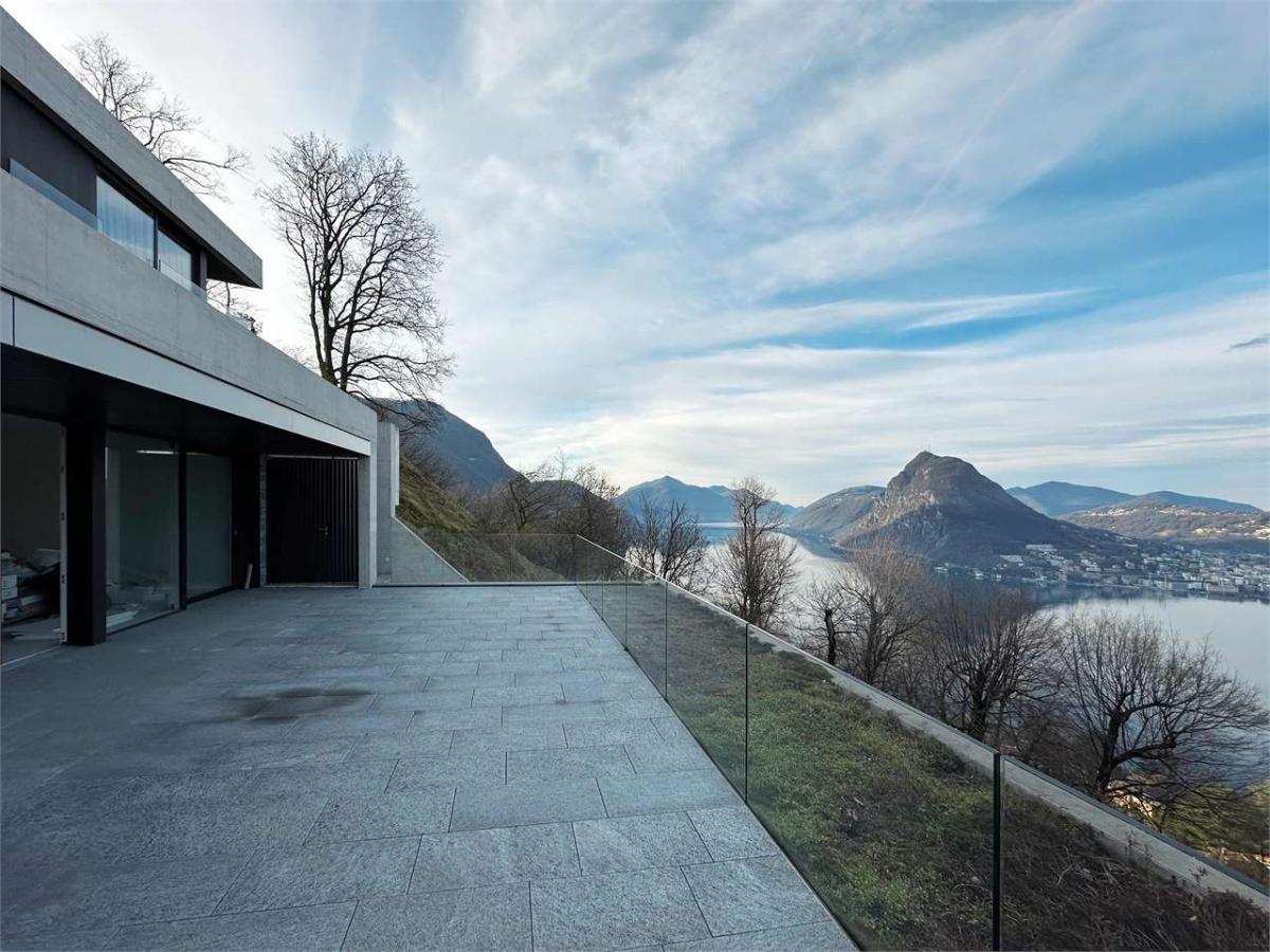 A vendre   Suisse - partenariat avec Smart-Propylaia Portail Immobilier