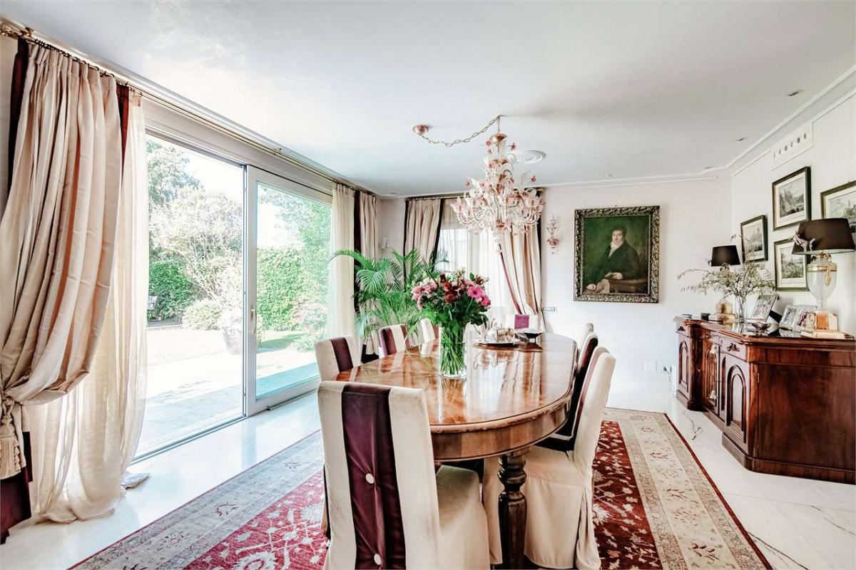 To rent   Switzerland - in partnership with the real estate portal Smart-Propylaia