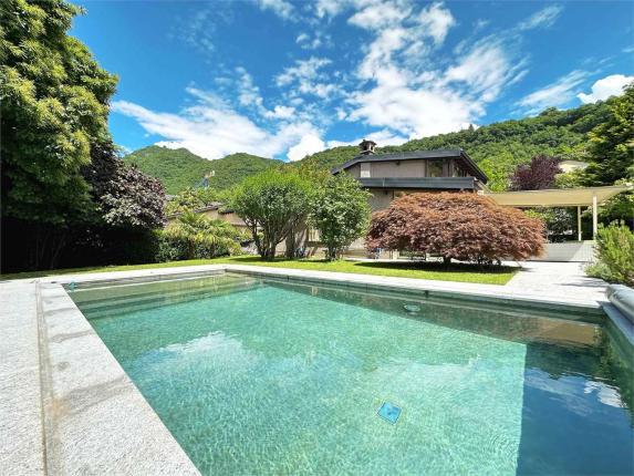 Casa in vendita a Lugano (2)