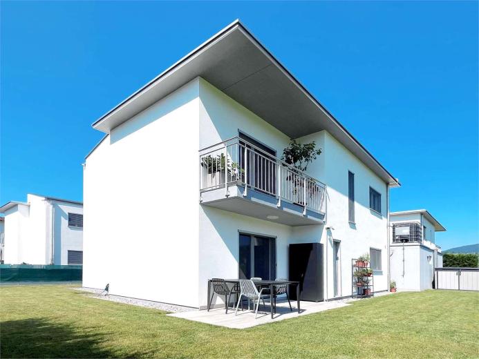 In vendita Villa Novazzano Svizzera - collaborazione con il portale immobiliare Smart-Propylaia