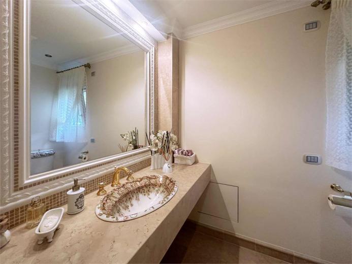 Haus zu verkaufen in Carabietta - Villa zu verkaufen in Carabietta, 9.5 Zimmer, 590 m2 - Smart Propylaia (9)
