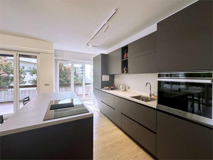 Wohnung zu verkaufen in Lugano - Wohnung zu verkaufen in Lugano, 4.5 Zimmer, 166 m2 - Smart Propylaia (3)