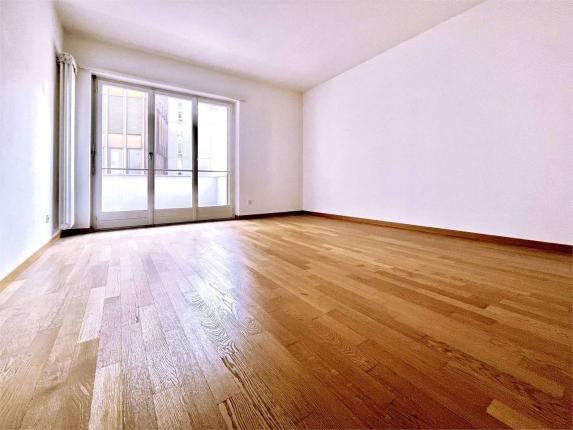 Wohnung zu vermieten in Chiasso (2)