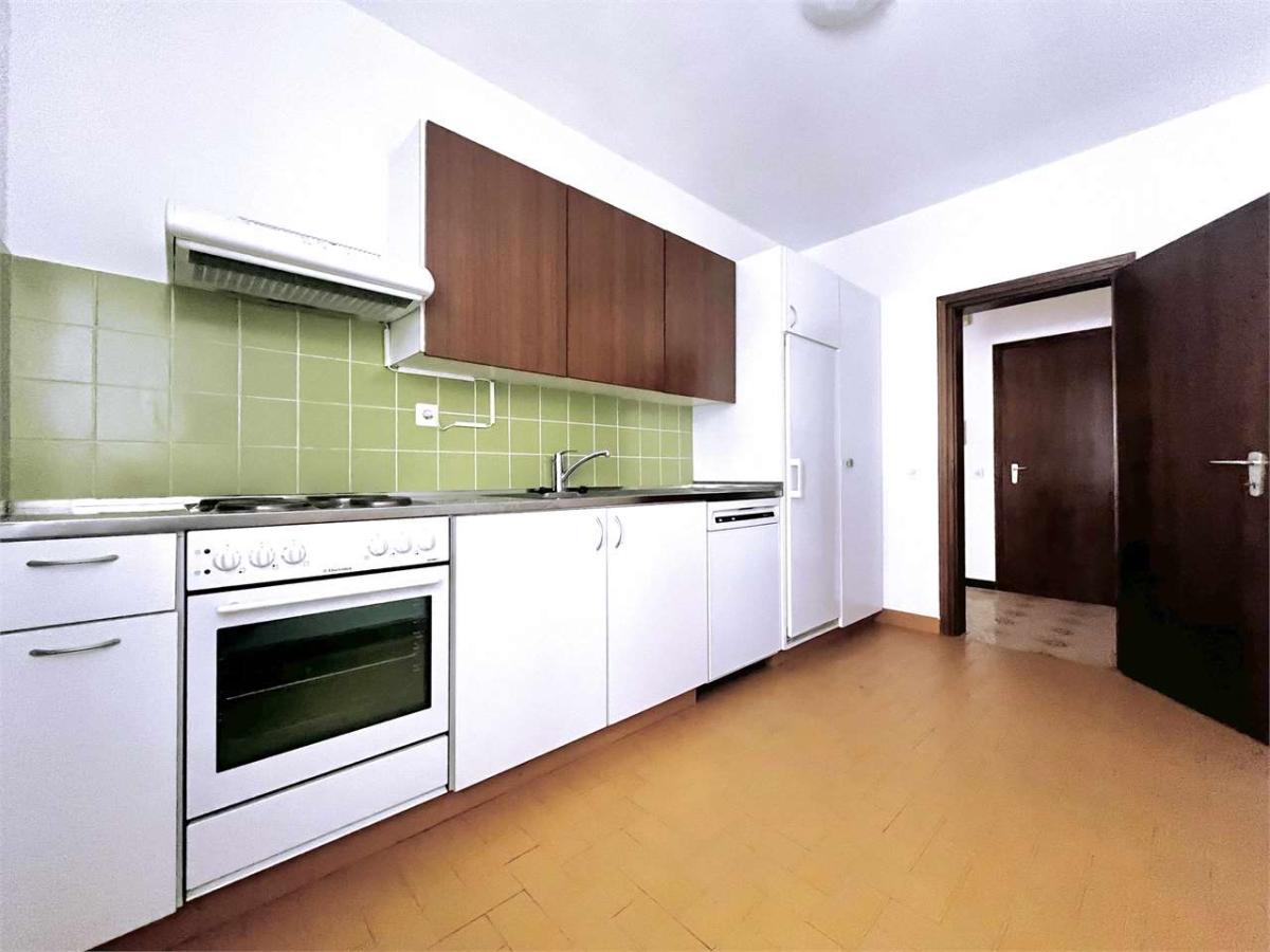 To rent   Switzerland - in partnership with the real estate portal Smart-Propylaia