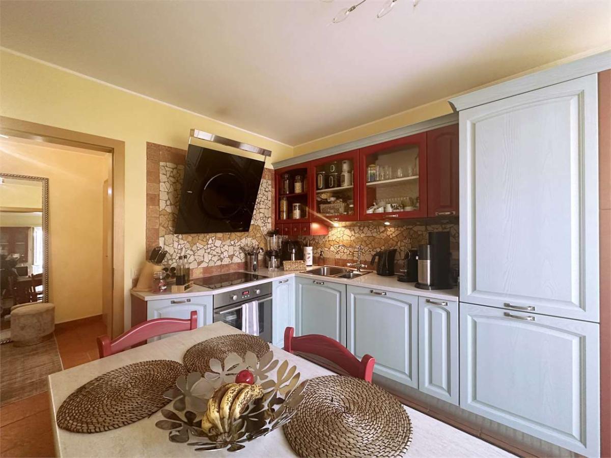 To rent   Switzerland - in partnership with the real estate portal Smart-Propylaia
