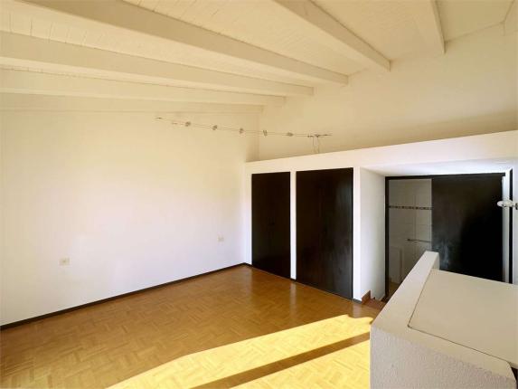 Appartement à vendre à Comano (7)