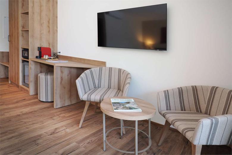 Commercio/industria in vendita a Tegna - Charme Hotel Ristorante Tre Terre in Vendita - Smart Propylaia (9)