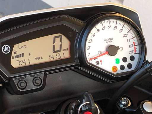 Yamaha Fazer FZ8 zu verkaufen - Smart Propylaia (5)