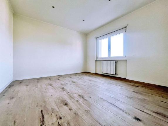 Haus zu verkaufen in Balerna (8)