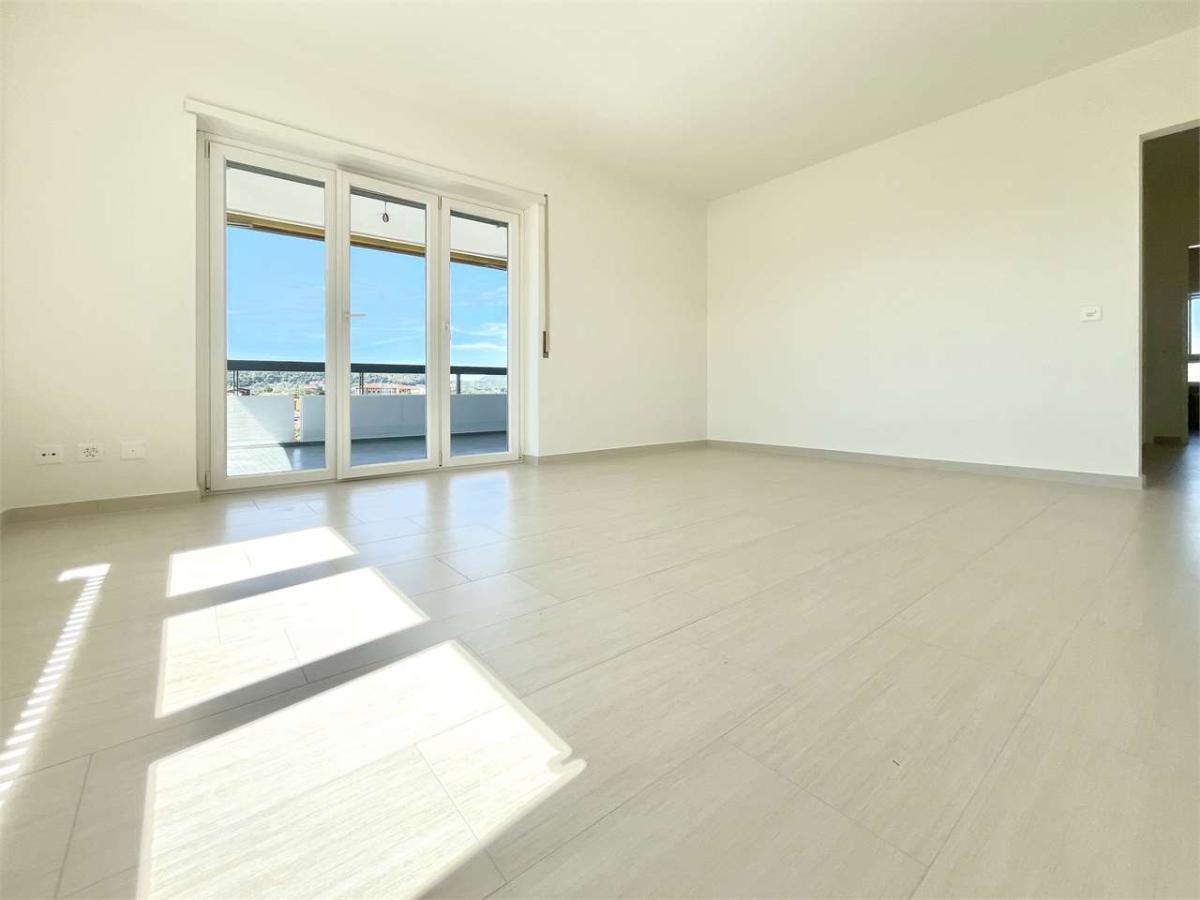 To rent   Switzerland - in partnership with the real estate portal Smart-Propylaia