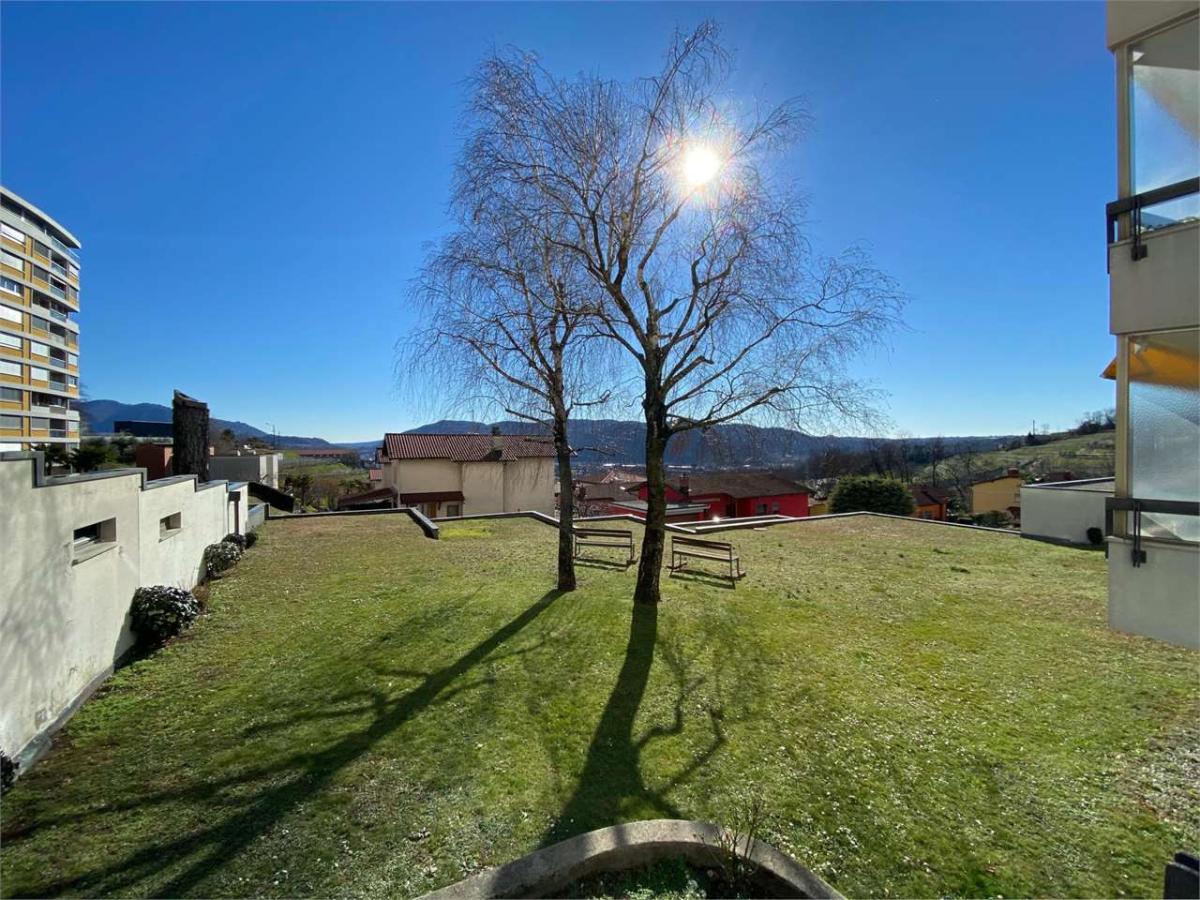 To rent   Switzerland - in partnership with the real estate portal Smart-Propylaia