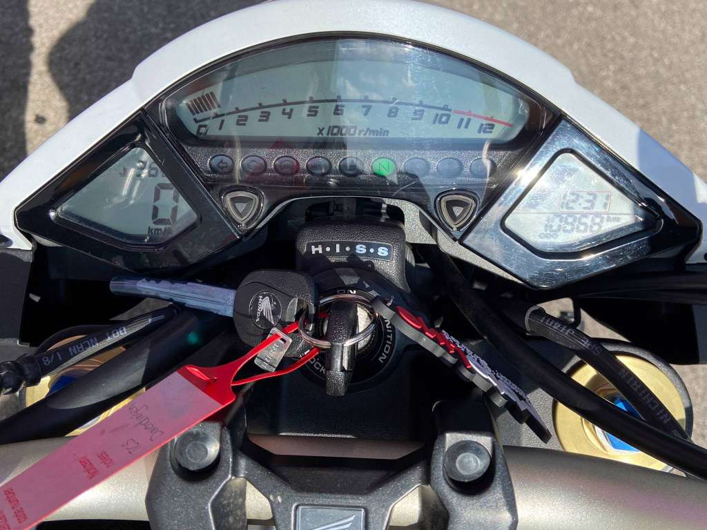 Honda CB 1000R zu verkaufen - HONDA CB 1000 R, Blanche, ABS - Smart Propylaia (3)