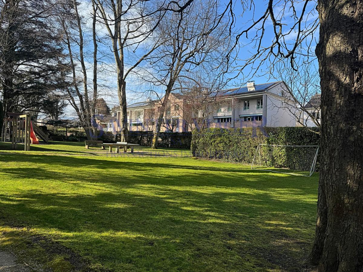 A vendre   Suisse - partenariat avec Smart-Propylaia Portail Immobilier