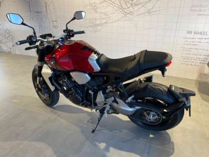 Honda CB 1000R, 5200 km, Buy second hand (7)