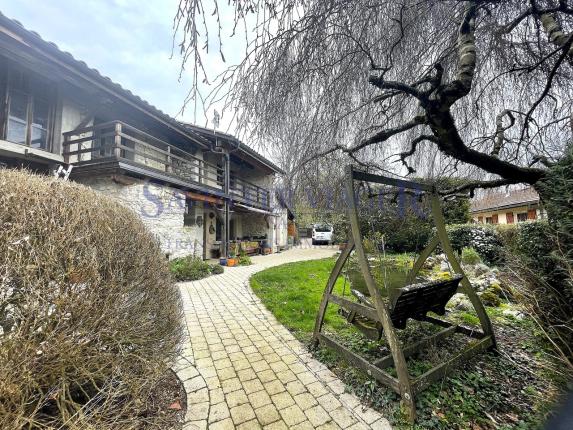 Haus zu verkaufen in Péron (10)