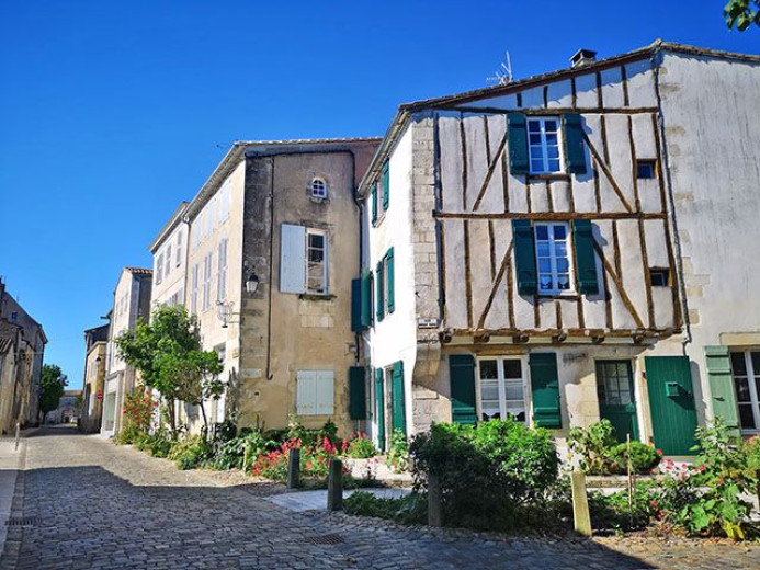 Casa in vendita a Saint-Martin-de-Ré - Smart Propylaia