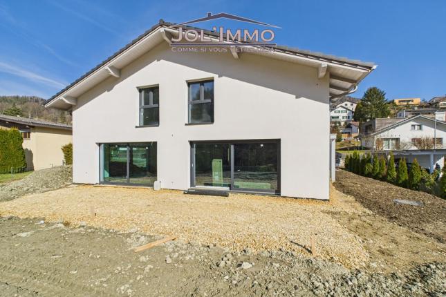House for sale in Court (2)