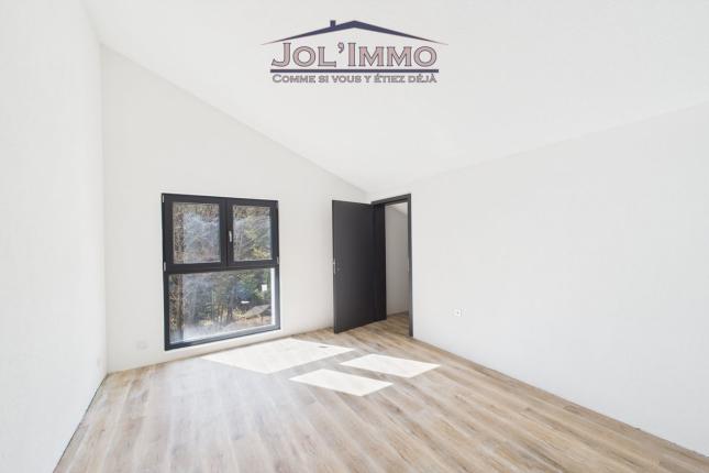 House for sale in Court (8)