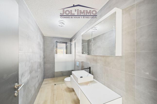House for sale in Court (11)