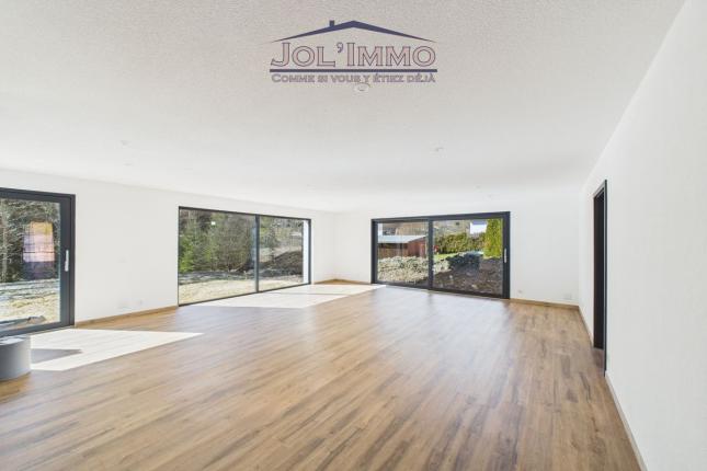 House for sale in Court (12)