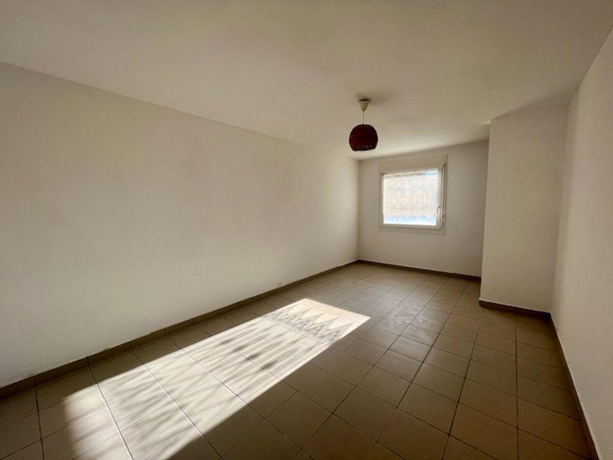 A vendre   Suisse - partenariat avec Smart-Propylaia Portail Immobilier