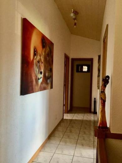 Haus zu verkaufen in Chézard-St-Martin - Smart Propylaia (10)