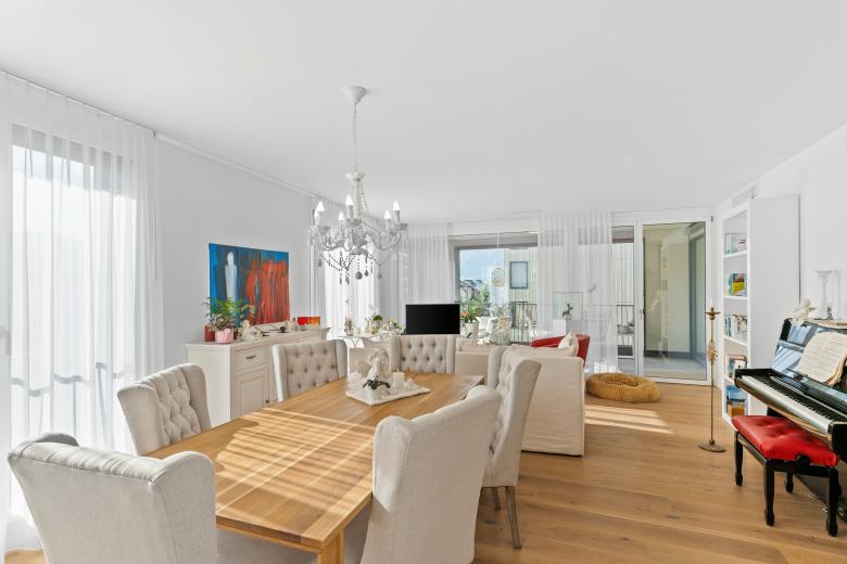 In vendita Appartamento Horw Svizzera - collaborazione con il portale immobiliare Smart-Propylaia