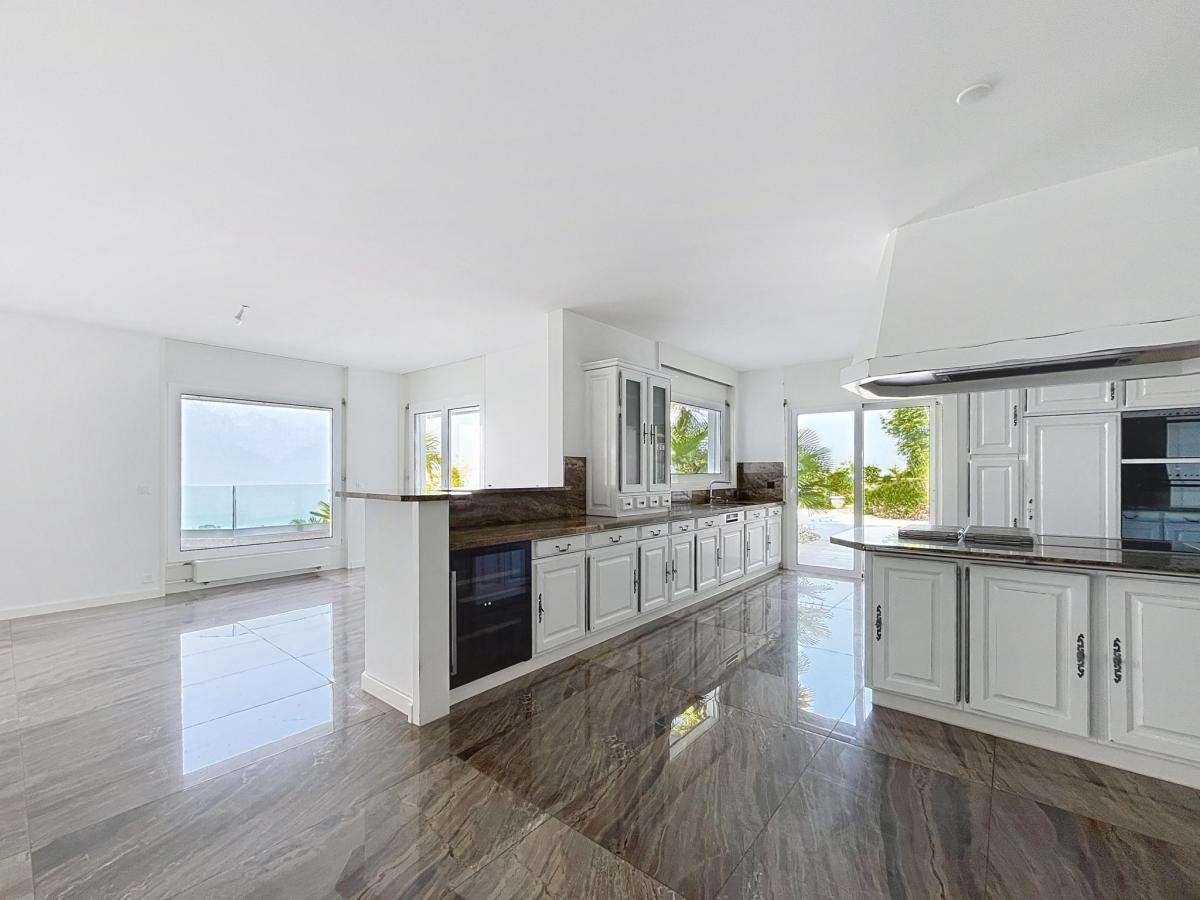 For sale   Switzerland - in partnership with the real estate portal Smart-Propylaia