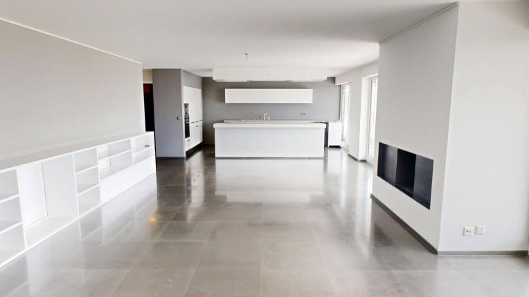 Appartamento in vendita a La Conversion (5)