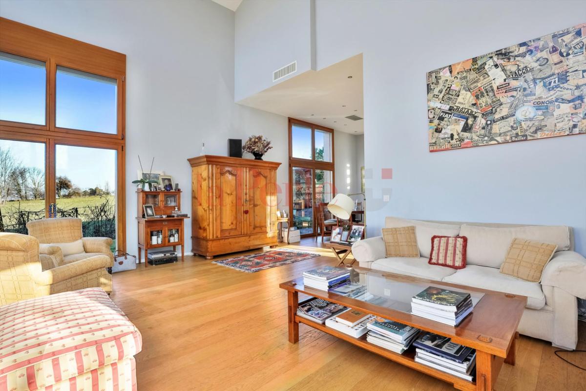 For sale   Switzerland - in partnership with the real estate portal Smart-Propylaia