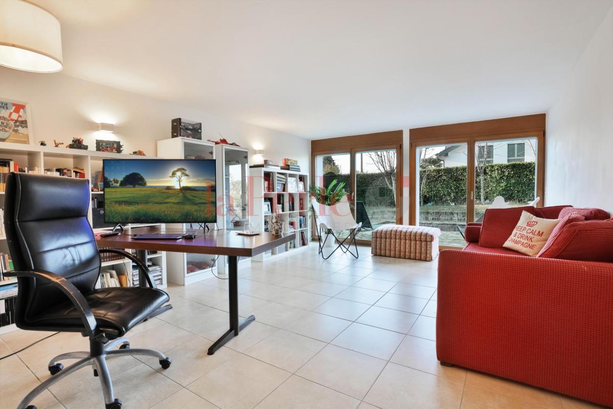 For sale   Switzerland - in partnership with the real estate portal Smart-Propylaia