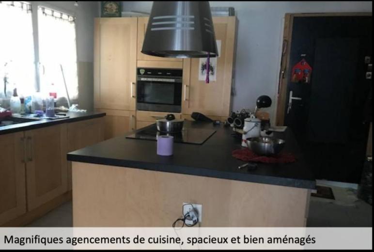 Immeuble à vendre à Villars-sur-Fontenais - Immeuble de rendement (6.19 %) idéal pour un investisseur (grande grange) ou un indépendant - Smart Propylaia (3)