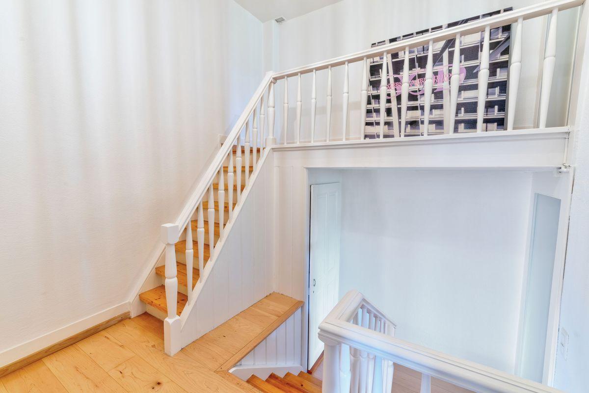 For sale   Switzerland - in partnership with the real estate portal Smart-Propylaia