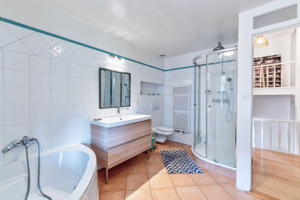 For sale   Switzerland - in partnership with the real estate portal Smart-Propylaia