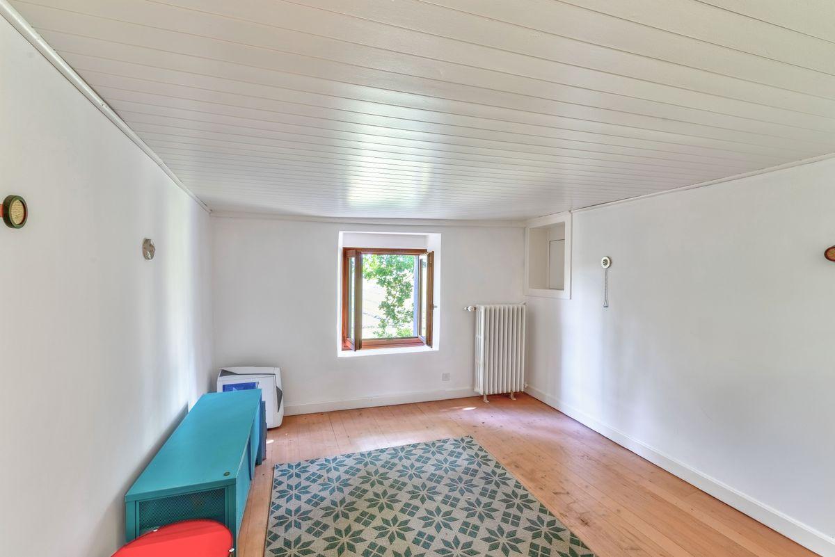 For sale   Switzerland - in partnership with the real estate portal Smart-Propylaia