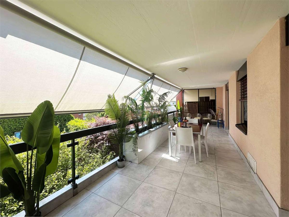 For sale   Switzerland - in partnership with the real estate portal Smart-Propylaia