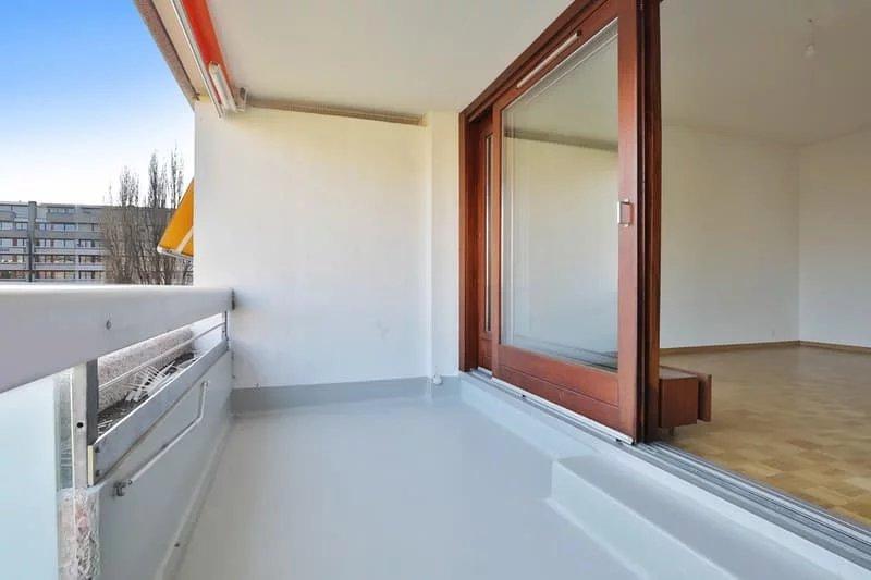 To rent   Switzerland - in partnership with the real estate portal Smart-Propylaia
