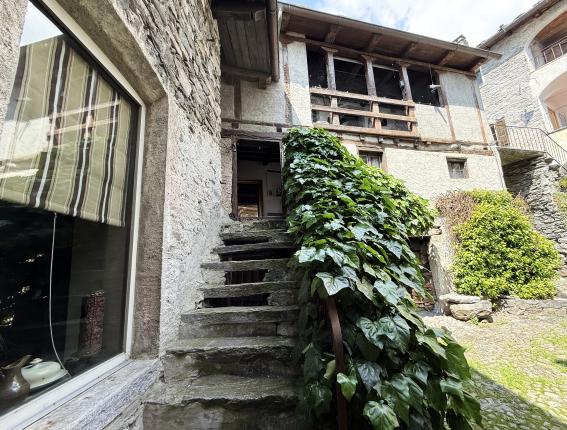 Maison à vendre à Verscio (2)