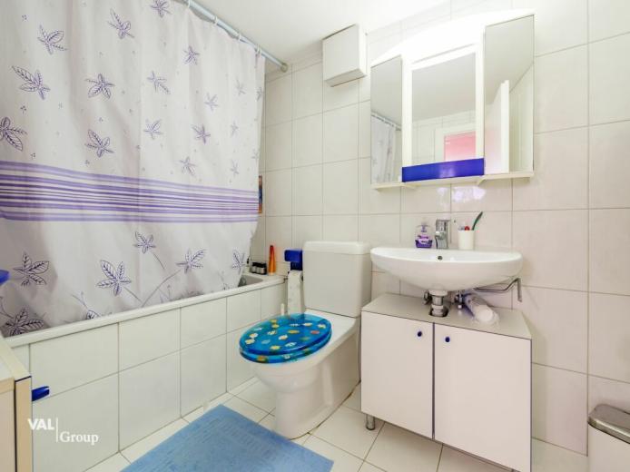 Haus zu verkaufen in Sierre - Opportunité unique: Maison avec deux appartements indépendants (5.5 et 2.5 pièces) - Smart Propylaia (33)