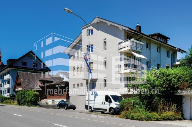 Haus zu verkaufen in Oberägeri (2)