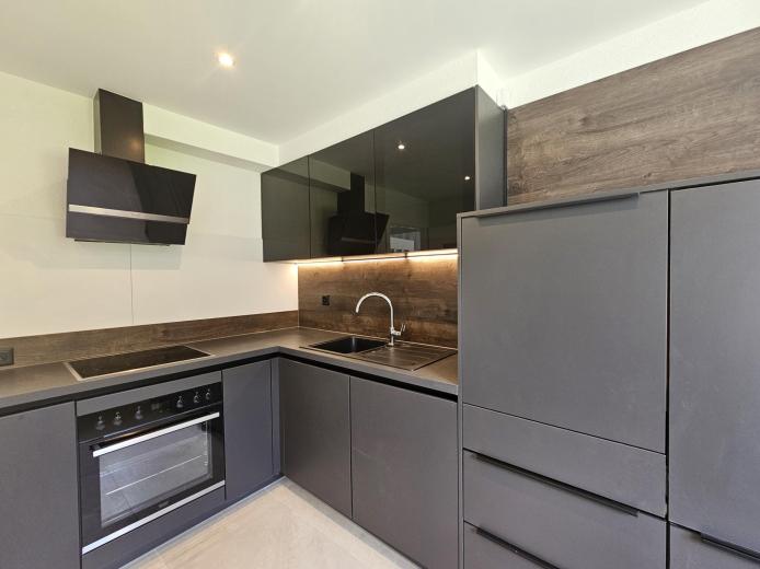 Wohnung zu verkaufen in Bulle - Wohnung zu verkaufen in Bulle, 45 Zimmer, 100 m2 - Smart Propylaia (3)