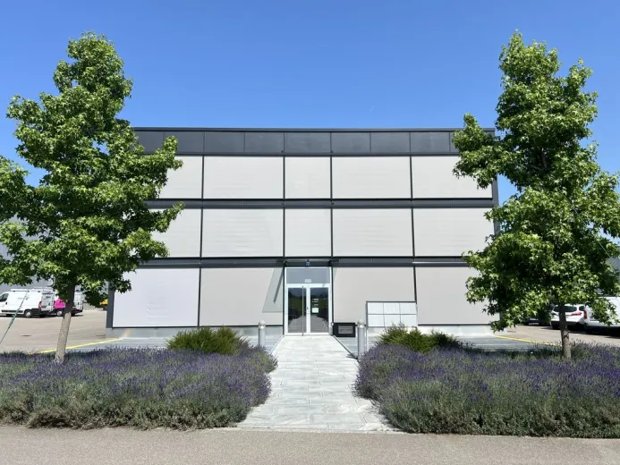 In vendita Ufficio Mauren TG Svizzera - collaborazione con il portale immobiliare Smart-Propylaia