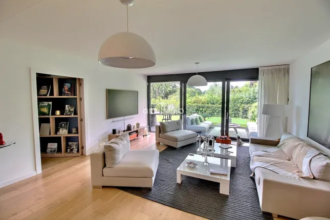Appartement à vendre à Mies (3)