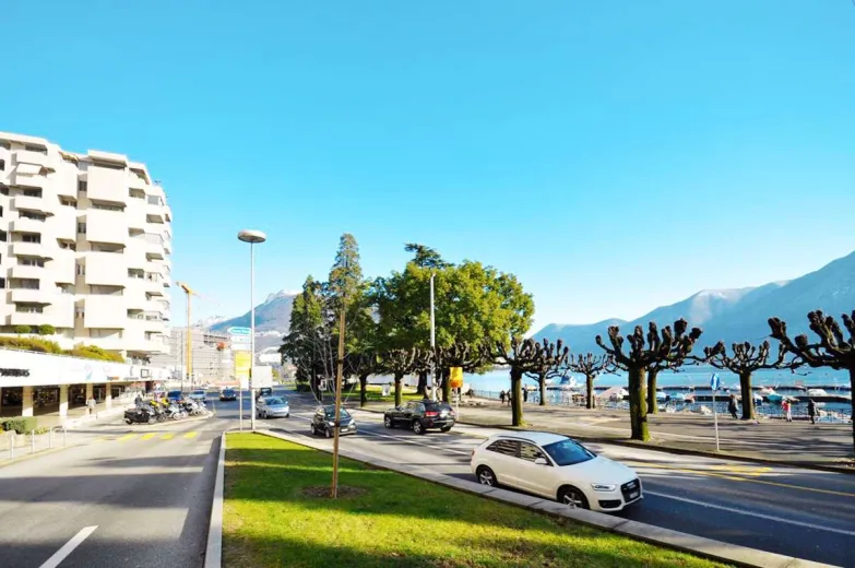 A louer Commerce Lugano Suisse - cChic-immoHub votre portail immobilier